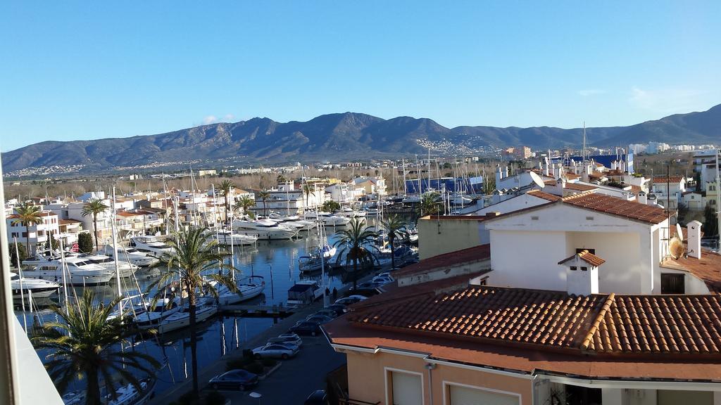 Club Nautic 3 Apartment Empuriabrava Bagian luar foto