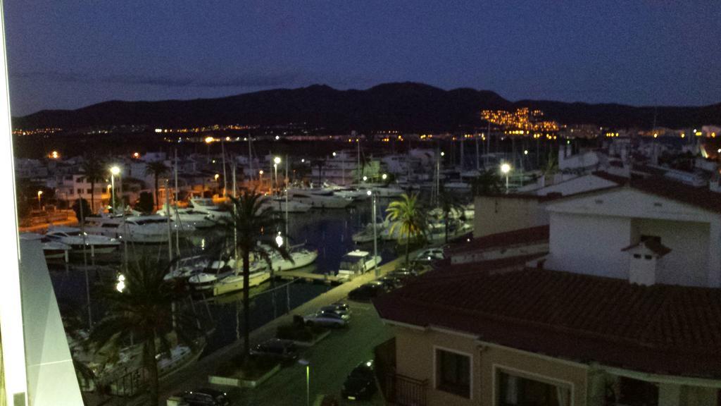 Club Nautic 3 Apartment Empuriabrava Bagian luar foto